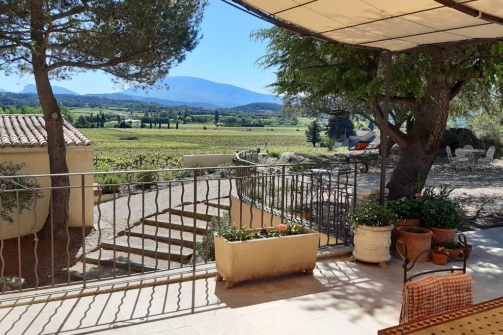 Le Clos Des Pins, Vue Mont Ventoux Roaix 외부 사진