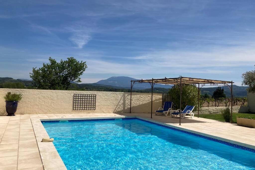 Le Clos Des Pins, Vue Mont Ventoux Roaix 외부 사진