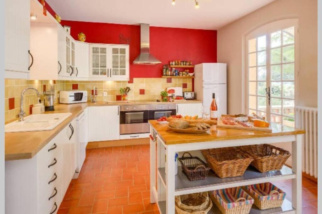Le Clos Des Pins, Vue Mont Ventoux Roaix 외부 사진